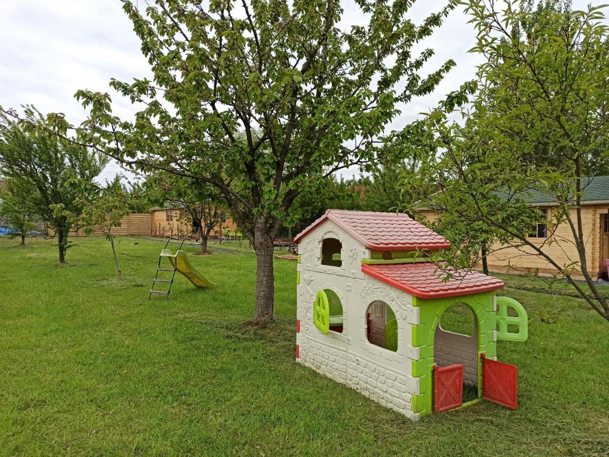 Gite Les Chalets Du Fliers Verton Meubles De Tourisme Classes 2 Etoiles Berck المظهر الخارجي الصورة
