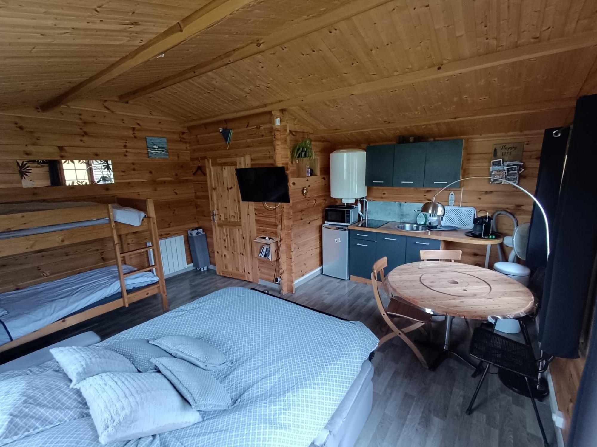 Gite Les Chalets Du Fliers Verton Meubles De Tourisme Classes 2 Etoiles Berck الغرفة الصورة