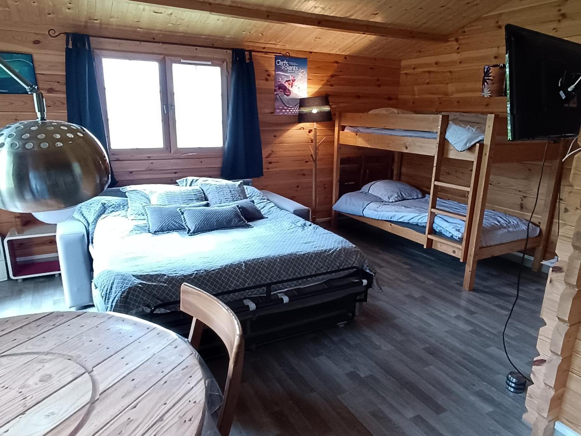 Gite Les Chalets Du Fliers Verton Meubles De Tourisme Classes 2 Etoiles Berck الغرفة الصورة