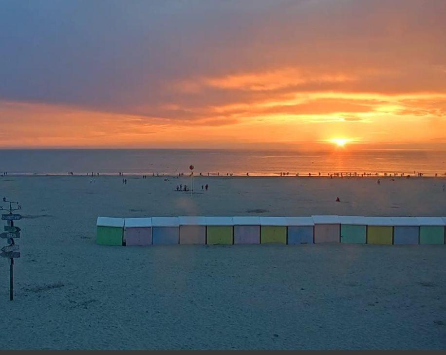 Gite Les Chalets Du Fliers Verton Meubles De Tourisme Classes 2 Etoiles Berck المظهر الخارجي الصورة