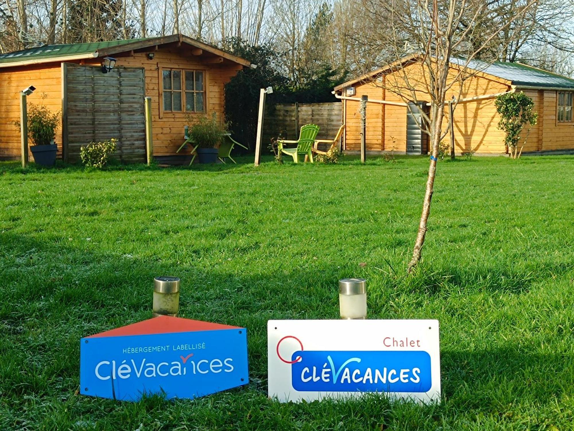 Gite Les Chalets Du Fliers Verton Meubles De Tourisme Classes 2 Etoiles Berck المظهر الخارجي الصورة