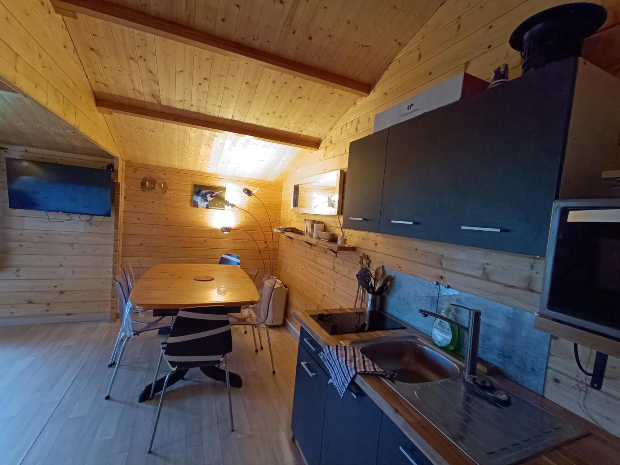 Gite Les Chalets Du Fliers Verton Meubles De Tourisme Classes 2 Etoiles Berck الغرفة الصورة